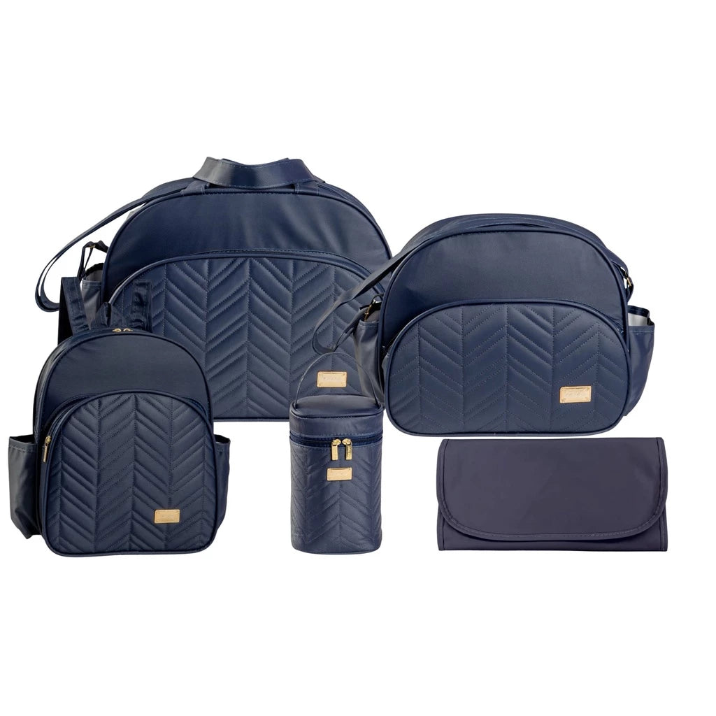 Kit de bolsas maternidade azul-marinho com cinco peças texturizadas vistas de frente.