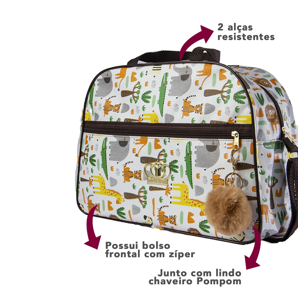 Bolsa maternidade branca estampada com animais de safari e chaveiro de pompom marrom.