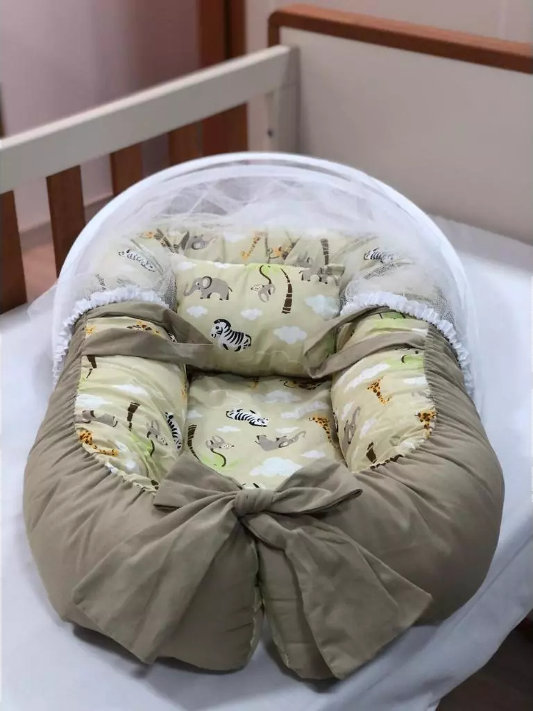 Ninho Redutor de Berço com Mosquiteiro e Travesseiro – Conforto e Segurança para Bebê